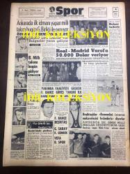 GÜNLÜK SPOR GAZETESİ - 4 ARALIK 1958 - ANKARA'DA İDMAN YAPAN MİLLİ TAKIM BUGÜN GENÇLERBİRLİĞİ İLE OYNUYOR - CEZMİ BAŞAR - NAZİF OTURGAN - BULGAR FUTBOLU - REAL MADRİD, VAROL'A 50,000 DOLAR VERİYOR - NAZİF OTURGAN - MUVAKKAR EKREM TALU - FENERBAHÇE, BEŞİKTAŞ - GALATASARAY, KARAGÜMRÜK MAÇLARI - REMONDINI - REŞAT ERTE - ÇAVLI ÇULFAZ - SELİM DERYA - SİNEMA, FİLM VE TİYATRO SAYFASI - YAPI VE KREDİ BANKASI REKLAMI - TÜRK TİCARET BANKASI - KASIMPAŞA ELEKTRİKLER KARŞILAŞIYOR