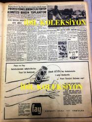 GÜNLÜK SPOR GAZETESİ - 9 ARALIK 1958 - BULGARİSTAN MAÇI SONRASINDA TÜRKİYE MİLLİ TAKIM KADROSUNDA TADİLAT YAPILACAK - LEFTER, BASRİ, ÖZCAN VE K. AHMET ÇIKARILIYOR - MÜNİR'İN TEKMELEDİĞİ DOKTOR HASTANEDE - N. SOTIR GERİYE DÖNMEK İSTİYOR - MUVAKKAR EKREM TALU - AHMET BİLEK, GREKOCU - BEŞİKTAŞ BAZI FUTBOLCULARINI CEZALANDIRIYOR MU? - ATİLLA KARSAN - YAPI KREDİ BANKASI REKLAMI - SİNEMA, FİLM VE TİYATRO SAYFASI - ABİDİN KAYA - ÇAVLI ÇULFAZ - İSLAM ÇUPİ - FAY TEMİZLEYİCİ REKLAMI, NECİP AKAR - KAYAK HAKEMİ VE ÖĞRETMENİ YETİŞTİRME KAMPI AÇILIYOR - TÜRK TİCARET BANKASI - TURGAY ŞEREN  20 ARALIK'TA İSTANBUL'A DÖNÜYOR