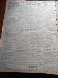 Vatan Gazetesi - 17 Eylül 1949 - Avusturya İle Barış Muahedisinin İmzası - Tito Arnavutluğu Taksim Edecekmiş - Enver Hoca Yugoslavyayı İtham Etti - Refah Faciasında Ölenlerin Aileleri - Dışişleri Bakanı Necmeddin Sadak - Haşmet Orbay İmralı'dan Nakledildi - İsmet İnönü Dün Nihat Erim'le Görüştü- Nuh'un Gemisi Hiçbir Vakit Bulunamaz - Berlin Oteli Yazan Vicki Baum Yazı Dizisi - İsmet İnönü'nün Mareşal Fevzi Çakmak'ı Ziyareti Dedikodusu - Van'da 33 Vatandaşın Öldürülmesi Davası - Newyork'tan Kaliforniya'ya Bedava Seyahat Yazı Dizisi - Odun Kömür Davası Hala Halledilemedi- Vefa Stadındaki Maçlar - Güzel Sanatlar Akademisinde İmtihanlar - Raleigh Bisikletleri - Çapamarka - Veliefendi'de At Yarışları - Good Year - Türkiye Şeker Fabrikaları Besi Domuzu Satışı - Ronson Çakmak