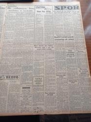 Yeni İstanbul Gazetesi - 1 Mart 1956 - Örfi İdare Üç Ay Uzatıldı - Bütçe Müzakerelerinin Son Gününde Sert Tenkidler - 19 Nisan'da Evlenecek Olan Monaco Prensi Rainier İle Sinema Yıldızı Grace Kelly - Sapanca Şilebinde Kurtulanlar - Eisenhower Tekrar Adaylığını Koyuyor - İstanbul Vilayet Ve Belediyesi Bugün Tekdiğerinden Ayrılıyor - Adnan Menderes - Gog Yazan Giovanni Papini Yazı Dizisi - 800 Bekar Genç Belçika'nın Bir Kasabasında Hayat Arkadaşı Arıyor - Cezayir Meselesi Hakkında Mollet'in İstediği Yetki - Troçki'nin Dul Eşi Kocasına İtibarının İade Edilmesi İçin Sovyetlere Müracaat Etti - T.C. Merkez Bankasının Finansmanları - Dünya Fütuhatı Rehberi - Üç Günlük Hikaye Bir Yabancıya Borç - Kız Lisesi Voleybol Maçları - Galatasaray Futbol Komitesi - Beşiktaş Kampa Giriyor - Türkiye'de İlk Modern Tamir Atelyesi Remington Rand - Viyanalı Şantöz Erika Holm