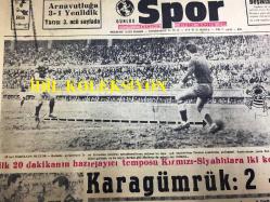 GÜNLÜK SPOR GAZETESİ - 6 EYLÜL 1958 - KARAGÜMRÜK 2 - 0 VEFASPOR - ARNAVUTLUĞA 3-1 YENİLDİK - BEŞİKTAŞ, BURSA'YA GİDİYOR - MC. GREGUAR HAFTAYA İSTANBUL'DA - G. KILIÇ MİLLİ TAKIMA ANTRENÖR MÜ OLUYOR? - YUGOSLAV HAKEM KURSLARI - OSMANLI BANKASI REKLAMI - İDARECİ ŞABAN, MUVAKKAR EKREM TALU - SİNEMA, FİLM SAYFASI - 1958 AVRUPA ATLETİZM ŞAMPİYONASI - FANTEZİ KAMİL, ÖKTEMER - YELKEN YARIŞLARINDA FİYASKO - ZİRAAT BANKASI ÇEKİLİŞİ TALİHLİLERİ - AT YARIŞLARI PROGRAMI