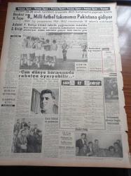 Vatan Gazetesi - 21 Kasım 1959 - Siyasal Bilgiler Fakültesi Dekanı Profesör Fehmi Yavuz Büyük Vilayetler Olması Taraftarı - CHP  Genel Sekreteri İsmail Rüştü Aksal Yarın Erzincan'a Gidecek - Tevfik İleri İle İmam Hatip Okulları İdarecileri Arasında Tartışma Oldu - Osman Bölükbaşı Tekrar Cumhuriyetçi Köylü Millet Partisi Genel Başkanı Oldu - Mareşal Eyüp Han Gitti - Yalova Kocadere Cinayeti Faili İçin 32 Ay Ceza İstendi - Duru Göl İlhan Tarus'un Romanı - Naim Tirali - İpana Okullar Arası Bilgi Yarışması Sunucu Orhan Boran - Sinema - Karikatür - Noyan Amca Dert Dinliyor - Hacı Ömer Sabancı'nın Hikayesi - Siyasal Bilgiler Fakültesinin 100. Yıldönümü - Devlet Tiyatrosu Provalarında Bir Ruh Gezdi - B Milli Futbol Takımımız Pakistan'a Gidiyor - Meşhur Fransız Futbol Münekkidi Can Bartu Dünya Karmasında Rahatça Oynayabilir Dedi - Arif Damar'ın Şiir Kitapları