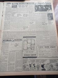 Vatan Gazetesi - 9 Mart 1954 - Cumhuriyet Halk Partisinde Cumhuriyetçi Millet Partisi Aleyhinde Bir Cereyan Var - Celal Bayar Yarın Geliyor -  Amerikan Ortadoğu Siyaseti Tarafsızlık - Basın Tadil Tasarısının Dün Tümü Kabul Edildi - Japonya Amerika Savunma Anlaşması - Zonguldak'ın Kazazedeleri Çarpışan Yolaç'la Geldiler - Güzelce Ali Paşa'nın Ölümü - Denizde İsyan Yazan Herman Wouk Yazı Dizisi - Türkiye Milli Gençlik Teşkilatı Kuruluyor - Sanat Dostları Cemiyetinin Kongresi Yapıldı - Adem Havva Oldu İsminde Bir Film Çevriliyor - Muallimler Cemiyetinin 36. Yıldönümü - General Ali Fuat Cebesoy'un Siyasi Hatıraları Yazı Dizisi - Bekir Sami Bey - Burhan Arpad Sinema Tenkidleri - Sabahattin Kudret Aksal Gazoz Ağacı - Scala Buz Revüsünde Uçuşan Kızlar- 15 Günlük Lig Maçları Programı - Köhler Dikiş Makinası