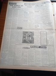 Vatan Gazetesi - 19 Mart 1954 - Hürriyet Partisi İle Cumhuriyetçi Millet Partisi Arasında Anlaşma Olmadı - Seçmen Kütükleri Yazma İşi Bitti - Almanya Başbakan Adenauer Ve Dışbakanı Conrad Adenauer Dün Ankara'ya Geldi - Adnan Menderes'in Nutku - Çanakkale Zaferinin 39. Yıldönümü - İstanbul 5. Kore Birliğine Katılacak Olanlar - Kraliçe Elizabeth'de Tehdit Edildi - Kemal Saraçoğlu - Denizde İsyan Yazan Herman Wouk Yazı Dizisi - İran Meclisi Dün Seçildi- Mao Çe Tung Kremlin'e Ehemmiyet Vermiyor - General Ali Fuat Cebesoy'un Siyasi Hatıraları Yazı Dizisi - Ahmet Refik Noyan - Dünya Kupası Final Müsabakaları - Beşiktaş Futbol Takımı İzmir'de - Good Year Lastikleri - Arı Bisküvileri - Doğubank