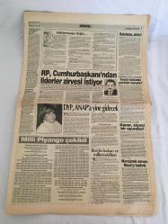 AKŞAM GAZATESİ,30 OCAK 1996,SAVAŞ AN MESELESİ,TANSU ÇİLLER,DENİZ BAYKAL,SİMİTİSREFAH,REFAH,SÜLEYMAN MERCÜMEK,MİCHAEL JACKSON,FENERBAHÇE,G SARAY, DİNO,HAKAN ,GOBBEL,BEŞİKTAŞ,BOLİÇ