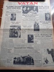 Vatan Gazetesi - 2 Nisan 1954 - Demokrat Parti İstanbul Adaylarının İhtilafı Devam Ediyor - Dolmabahçe Sarayındaki Basın Balosu İçin İtalya'dan Gelen Yıldızlar - İtalyan Sinema Yıldızı Yvonne Sanson - Ankara Eski Belediye Başkanı Atıf Benderlioğlu İsnatları Reddediyor - Ramideki Göçmen Evleri Hakkında - Dumlupınar Şehitleri Anılacak - Teknik Okulundan 825 Öğrenci Grev Halinde - Ticaret Bakanı Fethi Çelikbaş - Migros'un Mukavelesi Hazırlanıyor - Sovyetler NATO'ya Kabul Edilmeyecek - Teknik Okulundan 825 Öğrenci Grev Halinde - Profesör Fuat Köprülü Kıbrıs'a Dair Görüşünü Açıkladı - Demokrat Parti İstanbul Adaylarından Aleksandr Haçopulos - Brezilya Plajlarında Bikini Yasak - Artistler Tiyatroyu Kapatıp Turneye Çıkmak İstiyor - Bu Yıl Bahar Bayramı Parlak Surette Kutlanacak - Soprano Leyla Gencer İtalya'dan Döndü - General Ali Fuat Cebesoy'un Siyasi Hatıraları Yazı Dizisi - Dünyanın En Çok Kullanılan İlacı Aspirin - Jigolo Yazan Daniel Harper Yazı Dizisi - Beşiktaş Takımı