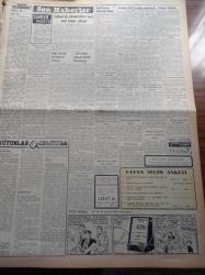 Vatan Gazetesi - 2 Nisan 1954 - Demokrat Parti İstanbul Adaylarının İhtilafı Devam Ediyor - Dolmabahçe Sarayındaki Basın Balosu İçin İtalya'dan Gelen Yıldızlar - İtalyan Sinema Yıldızı Yvonne Sanson - Ankara Eski Belediye Başkanı Atıf Benderlioğlu İsnatları Reddediyor - Ramideki Göçmen Evleri Hakkında - Dumlupınar Şehitleri Anılacak - Teknik Okulundan 825 Öğrenci Grev Halinde - Ticaret Bakanı Fethi Çelikbaş - Migros'un Mukavelesi Hazırlanıyor - Sovyetler NATO'ya Kabul Edilmeyecek - Teknik Okulundan 825 Öğrenci Grev Halinde - Profesör Fuat Köprülü Kıbrıs'a Dair Görüşünü Açıkladı - Demokrat Parti İstanbul Adaylarından Aleksandr Haçopulos - Brezilya Plajlarında Bikini Yasak - Artistler Tiyatroyu Kapatıp Turneye Çıkmak İstiyor - Bu Yıl Bahar Bayramı Parlak Surette Kutlanacak - Soprano Leyla Gencer İtalya'dan Döndü - General Ali Fuat Cebesoy'un Siyasi Hatıraları Yazı Dizisi - Dünyanın En Çok Kullanılan İlacı Aspirin - Jigolo Yazan Daniel Harper Yazı Dizisi - Beşiktaş Takımı