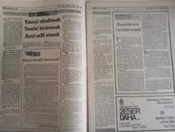 Sebil Haftalık Siyasi, Edebi, Tarihi, İlmi Gazetesi - 13 Ocak 1978 - Sayı:107 - Kıbrıs'da Taviz Veren Vatan Hainidir! - Otuzbeş Başlı Hükümetin Sağlıyacağı En Büyük Fayda - CHP Balonunun Delinmesi - Avrupa'da Büro Açtık - Memleketin Yüksek Menfaati ve Eksantriklik! - Ertuğrul Düzdağ - Yüceyi Alçaltmak Temizi Kirletmek Azizi Zelil Etmek - Karşı Tarafı Tanımak - Ahmed Selami - Kaaideten Veteferruat - Şarlo, İnönü, Yahudi ve İnanmak Meselesi - Şu Düzen Dedikleri - İftihar Tabloları - Bir Ayet Bir Çizgi - Kıbrıs'da Taviz Veren Vatan Hainidir - Biri Yer, Biri Bakar - Yılmaz Yalçıner Tevkif Edildi - Bakanlığa Adam Değil, Adama Bakanlık! - İlk İslam Devleti ve Hicret - Sırası Geldikçe - Mehmed Süheyl - Said Şamil - Filistin Davası ve Yahudiler - Ali Şükrü Bey - Canilere Nasıl Kumandanlık Verilir? - Kadir Mısıroğlu - Ali Şükrü Bey - Dil ve Edebiyat - Kadir Mısıroğlu fotoğraf ve haberi - Tam Takım Gazete