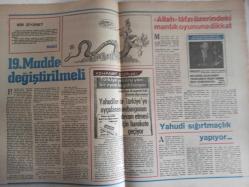 Sebil Haftalık Siyasi, Edebi, Tarihi, İlmi Gazetesi - 31 Mart 1978 - Sayı:118 - Selahaddin Eş'imizin Tahliye Edildiği Gün Müslüman Türkiye İsimli Eseri Toplatıldı! - Umumi Efkarın Nabzı - CHP ve İktidarının Geleceği - Kadir Mısıroğlu - Meçhul Kahramanlar - Lütfi Fikri Bey - Üçüncü Dünya'ya Değil, Kendi Dünyamıza - Osman Saraç - Esaret'ten Esaret'e Yahud Hürriyet'ten Hürriyet'e - Kitap Toplatma Hürriyeti - Anarşi veya DR. Moro'nun Adası - 19. Madde Değiştirilmeli - Yahudi Sığırtmaçlık Yapıyor - Firavun'un Gazabı - Sırası Geldikçe - Mehmed Süheyl - Hz. Peygamber'i Tanımak - Dini ve Vicdani Borç - Dil ve Edebiyat - Okuyucu Postası - Kur'an'ın Gölgesinde - Seyyid Kutub - Uhud - Alfabe Değişikliğinde Dış Türklerin Rolü - Mahalli Temsilcilerimiz - Dini, Laikliğin ve Anayasanın Aleti Yapanlar - ADESE - Mehmed Saffet fotoğraf ve haberi - Tam Takım Gazete