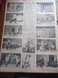 Yeni İstanbul Gazetesi - 26 Ağustos 1952 - General Eisenhower Sovyet Rusya'ya Çok Sert Bir İhtarda Bulunmanın Zamanı Çoktan Gelmiştir Dedi - Almanya'da Muvaffakiyet Kazanan Kürekçilerimiz Dün Gece Geldiler - Cumhurbaşkanı Celal Bayar Yassıada'daki Topçu Kurslarını Gezdi - Milli Oyunlar ve Türküler Festivali - Zonguldak'ta Kömür Ocağında Yangın Ve Grizu Patlaması Oldu - Esir Şehrin İnsanları Yazan Nureddin Demir (Kemal Tahir) Yazı Dizisi - Hamasi Resim Sergisi - Ortadoğu'da Komünizme Karşı Teşkilat Kurulması İsteniyor - Eskişehir Şeker Fabrikası Pancar Kampanyası Başladı - İş Bankası 28 Yaşında - Trabzon Limanı Gelecek Yıl Tamamlanmış Olacak - Büyük Sanatkar Antonio Gaudi'nin Garip Mimarisi - İstanbul'da İlk Konkurhipik 1910 Yılında Yapıldı - Yeni Bir İlaç Keşfedildi - Ortadoğu'da Kadının Mevkii - Birbirine Benzeyen Meşhurlar - Kraliçe Elizabeth -  Corona Dikiş Nakış Makineleri - Hoover Elektrik Süpürgesi - Dizel Leyland - Türkiye Münhasır İthalatçısı Mehmet Kavala