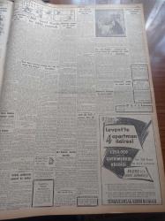 Cumhuriyet Gazetesi - 11 Mart 1957 - Muhalefetin Kampanyası Dün İzmir'de Başladı - Hürriyet Partisi Genel Başkanı Fevzi Lütfi Karaosmanoğlu - İsmet İnönü'yü Demokrat Parti'liler de Karşıladılar - Göz Bankası Kuruluş Hazırlığı - Ömer Besim Kupasını İlhami Koç Kazandı - Karamanlis Makarios'a Mesaj Yolladı - İran Şahı Muhammed Rıza Pehlevi Yarın Suudi Arabistan'a Hareket Ediyor - Kasım Gülek Dün CHP'li Gençler'e Hitap Etti - İsrail Arablarla Arasındaki İhtilaflara Dair La Haye Adalet Divanının Kararını Tanımayacağını Açıkladı - Peride Celal Kırkıncı Oda Yazı Dizisi - Hasan Ali Yücel Ömer Seyfeddin Yazı Dizisi - İdam Sehpasında Can Veren Devletliler Yazı Dizisi - Sergi Sarayında Caz Konseri - Pazartesi Konuşmaları Bedri Rahmi Eyüboğlu - Orkestra Şefi Bruno Walter Kalp Krizi Geçirdi - Resimli Roman - Mormon Mezhebi Ve Kurucusunun Dramı - Lefter Küçükandonyadis - Vefaspor
