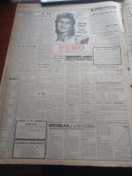 Vatan Gazetesi - 5 Ocak 1956 - Hürriyet Partisi Ankara Heyeti Kuruldu - Demokrat Parti'lilerden Şikayet Biz Karaborsa Kemiriyor Her Şey Varken Yokluk Çekiyoruz - Haçopulos Atina'dan Döndü - İran'da Okuma Yazma Savaşı - 1956 Yılı Fransa Güzeli Gisele Charbit - Fırtınalı Gece Yazan Orhan Kemal Yazı Dizisi - Seyhan Yatağına Tekrar Su Veriliyor - Feridun Faruk Tülbentçi - Basın Yayın Ve İstatistik Umum Müdürlüğü Bütçeleri Kabul Edildi - Gazeteci Ceyn Arden'in Maceraları - Film Yıldızı Neriman Köksal Puro Sabununu Tavsiye Ediyor - Türk Migros - Tiyatrolar - Opon Ağrı Kesici - Galatasaray Beykoz Maçı Merakla Bekleniyor - Şampiyonluğun Çilesi Yazan Rocky Marciano - Beşiktaşlılar Kampta Çalışıyor