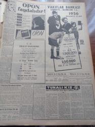 Vatan Gazetesi - 5 Ocak 1956 - Hürriyet Partisi Ankara Heyeti Kuruldu - Demokrat Parti'lilerden Şikayet Biz Karaborsa Kemiriyor Her Şey Varken Yokluk Çekiyoruz - Haçopulos Atina'dan Döndü - İran'da Okuma Yazma Savaşı - 1956 Yılı Fransa Güzeli Gisele Charbit - Fırtınalı Gece Yazan Orhan Kemal Yazı Dizisi - Seyhan Yatağına Tekrar Su Veriliyor - Feridun Faruk Tülbentçi - Basın Yayın Ve İstatistik Umum Müdürlüğü Bütçeleri Kabul Edildi - Gazeteci Ceyn Arden'in Maceraları - Film Yıldızı Neriman Köksal Puro Sabununu Tavsiye Ediyor - Türk Migros - Tiyatrolar - Opon Ağrı Kesici - Galatasaray Beykoz Maçı Merakla Bekleniyor - Şampiyonluğun Çilesi Yazan Rocky Marciano - Beşiktaşlılar Kampta Çalışıyor