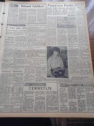 Zafer Gazetesi - 15 Şubat 1958 - Türk Otomobilinin İmali Gerçekleşiyor - Büyük Oto Sanayii Sitesinin Temelli Dün Merasimle Atıldı - Irak Ürdün Federal Arap Devleti Dün Resmen Kuruldu - Irak Kralı Faysal - Ürdün Kralı Hüseyin - Londra'da Yapılacak Büyük Kıbrıs Mitingi - Fatin Rüştü Zorlu Dün Von Brentano İle Bir Görüşme Yaptı - Ayrancı Barajına Bugün Su Veriliyor - Fazıl Ahmet Aykaç- Feza'nın Fethi - Manchester United'ın Kazadan Sonra İlk Transferi - Florence Nightingale Tesisinin Temeli Mayıs'da Atılıyor - Makine ve Kimya Endüstrisi Kurumu - Bugün Fenerbahçe İstanbulspor'u Gol Yemeden Yenebilir Mi - Güreşte Ankara Helsinki Karmasını 8 0 Mağlup Etti - Şehzade Orhan Tarihi Aşk Ve Macera Romanı