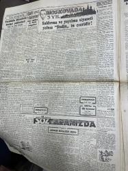 CUMHURİYET GAZETESİ 7 KASIM 1949 -YUGOSLAV HUDUDLARINDA SOVYET TAHŞİSATI-LİSE TAHSİLİ DÖRT YILA ÇIKIYOR-İNGİLTERE VE KANADALI MALİYECİLER AMERİKADA -BAŞBAKAN SEYEHATE ÇIKIYOR -BURHAN FELEK -GOETHE-DR ERTUĞRUL SALTUK-BEYAZ PARK ÇİÇEK GECESİ AHMET ÜSTÜN -SULFADERMA YARA MERHEMİ-ZAGREB FUARI -MÜZEYYEN SENAR IŞIL-SELEHADDİN PINAR-MEFHARET YILDIRIM -MUSTAFA ÇAĞLAR-MUALLA GÖKÇAY