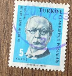 Mektup Zarfından Kesilmiş  / Postadan Geçmiş Pul Filateli - Damgalı - DR. BESİM ÖMER AKALIN, 5 KURUŞ - Türkiye Cumhuriyeti