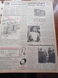 Zafer Gazetesi - 17 Mart 1958 - Nafia Vekili Tevfik İleri Demokrat Parti'nin İktidarının Verimli Gayretlerini Belirtti - Batan Üsküdar Vapuru Bu Cuma Çıkarılacak - Amerika Aya Peyk Gönderecek - Öğretmen Okullarının Kuruluş Yıldönümü - Birleşik Arap Cumhuriyeti Başkanı Cemal Abdünnasır Arap Birliğine Dair Konuşma Yaptı - 15 Günlük Ücretli İzin İçin Kanun Layihası Hazırlandı - Kırım Türkleri Kültür Ve Yardımlaşma Cemiyeti - Sophia Loren'e Karşı Boykot - Sinema Tiyatro Derneğinin Kongresi - Türk Hava Kurumu Kongresi - Feza Yolcuları Yazı Dizisi - At Yarışları - Piyale Makarnası - Yağmur Sebebiyle Lig Maçları Tehir Edildi - Garnizon Kupası Boks Karşılaşması - İstanbul'daki Çanakkale Kupası - Galatasaray Beşiktaş'ı Yendi - Türkiye Kayak Şampiyonası - Ulus Sineması