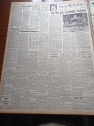 Zafer Gazetesi - 23 Mart 1958 - Reisicumhur Celal Bayar Dün Ankara'ya Avdet Etti - Devlet Su İşleri Yıllık Toplantısı Nihayete Erdi - Devlet Su İşleri Umum Müdürü Süleyman Demirel - Kıbrıslı Rumlar Taşkınlıklarını İleri Götürüyorlar - Türk Hava Yollarında Kaydedilen İnkişaflar - 35 Yeni Transformatör İstasyonu Daha Açılıyor - Üsküdar Vapur Faciasna Dair Tahkikat - Elizabeth Taylor'un Kocası Mike Todd Uçak Kazasında Öldü - Patlayan Top Mermisi İki Çocuğu Öldürdü - Anadolu Kaleleri Alanya Kalesi - Sanatkar Kızkardeşler Maria Vlady ve Odile Versois - Ramazan Sohbetleri - Feza Yolcuları Yazı Dizisi - Ay'da İlk Gecenin Sabahı - Balkan Kros Şampiyonası - Fenerbahçe Göteborg Takımını Yendi - Üstad Münir Nurettin Selçuk Büyük Sinemada