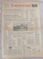 Cumhuriyet Gazetesi 5 Mart 1977 - İstanbul'da deprem heyecan ve panik yarattı- Yasadaki boşluklar, memurların zararına işliyor...-