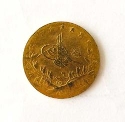 Osmanlı 1 Lira 1909 (1327) Yılı İmitasyondur.