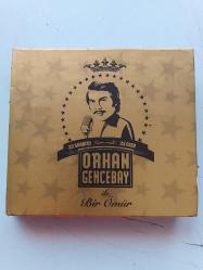 ORHAN GENCEBAY İLE BİR ÖMÜR 33 SANATÇI 33 ESER   MÜZİK CD ORİJİNAL MÜZİK CD ( CD 10503