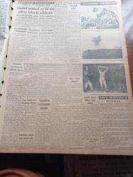 Vatan Gazetesi - 17 Temmuz 1950 - Kızılların Kore'deki Hücumu Püskürtüldü - Stalin Nehru İle Anlaşmak İçin Amerikalıların Kore'den Çekilmesini Şart Koşuyor - Başbakan Adnan Menderes Yurt Seyahatine Çıkıyor - Türkiye Marshall Planı Yardımından En Az Faydalanan Memleketlerden Biridir - General Collins Amerika Korede İstikrarı Temin Edecek - Yeni Dünya Futbol Şampiyonu Uruguay - Yeni Polis Kanunu - Doğru Konuşalım Yazan Neyzen Tevfik - Perde Arası Yazan Vicki Baum Yazı Dizisi - Kasım Gülek'in Adana'daki Sözleri - Atom Bombasının Hiroşimada Tahribatı - Puro Traş Sabunu - Kanuni Sultan Süleyman Yazan Feridun Fazıl Tülbentçi Yazı Dizisi - Yayladan Resimli Röportaj Yazı Dizisi - OMEGA Su Geçirmez Saat - Helios Pilli Radyolar - Caterpillar