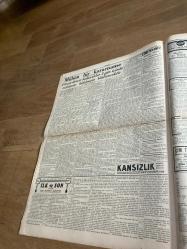 Cumhuriyet gazetesi 12 Nisan 1940-Hollanda ve Belçika geniş müdafaa tedbirleri aldı-Kızılırmak taştı-taksim sineması Yılmaz Ali-Ankara borsası- takas pirimleri-aşk ve macera romanı ilk ve son yazan Esad Mahmud karakurd-doktor Sadreddin onaran-dr Suphi Şenses-Sümerbank yerli mallar pazarları