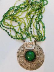 K59-----------TÜRKMEN İŞİ EL YAPIMI GÜMÜŞ RENGİ METAL VE BONCUKTAN KOLYE---UÇLARIN KANCASI YOK