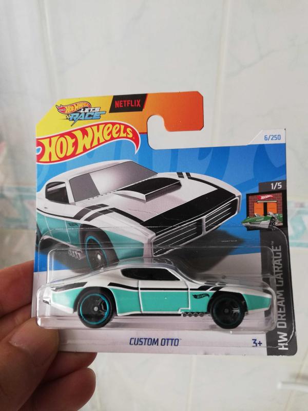 Hot wheels mazda autozam 70 plymouth barracuda custom otto model
