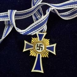 WW2 Nazi Almanyası Alman Annesi Demir Haç Altın Sınıf