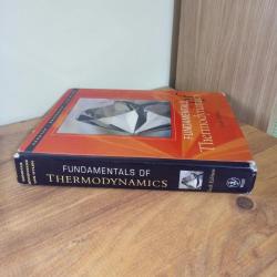 Fundamentals of Thermodynamics -  Richard E. Sonntag / Claus Borgnakke