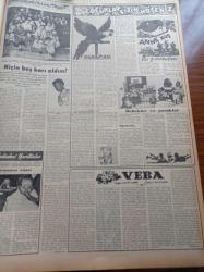 Vatan Gazetesi - 12 Ocak 1954 - Çorum Demokrat Parti Kongresindeki Geri Tekliflerin Tepkileri - Dışişleri Bakanı Fuat Köprülü - Büyük Anketimiz Seçimde Reyinizi Hangi Partiye Vereceksiniz - İsmet İnönü - Kasım Gülek - Mareşal Tito Türkiye'yi Ziyaret Edecek - Verem Savaş Derneği Başkanı Ordinaryüs Profesör Tevfik Sağlam - İngiliz Büyükelçisi Sir Alexander Knox Helm Ankara'dan Ayrıldı - Göç Yolları Tıkadı Yazan İlhan Engin Yazı Dizisi - Türk Şiiri Nereye Gidiyor - Heifetz Bir Eseri Çalarken Unuttu - Atilla İlhan Sinema Tenkidleri - Cem Kurt Çizen Bedri Koraman - Bir Mormon'un İtirafları - Veba Yazan Albert Camus Yazı Dizisi - Çocuklar Sizin Köşeniz - Petromax Lüks Lambası - Genç Milli Takım Antrenörü Cihat Arman - Geçen Yılın En Mühim Boks Karşılamaları