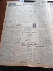 Vatan Gazetesi - 17 Ocak 1954 - İsmet İnönü Bu Sinirli Havayı Yatıştıracağız Dedi - Celal Bayar'ın Amerika'yı Ziyareti Bir Merhale Sayılıyor - Amerikalı İktisatçı Thornburg Müşkülleri Yeneceksiniz Dedi - Ucuzluk Kralı Migros Teşkilatı Kurucusu Duttweiler Bugün Geliyor - Almanya'ya Pilotsuz Uçak Gönderilecek - Dumlupınar Şehitlerine İthaf Edilen Film Kahraman Denizciler İpek Sinemasında - Turgut Özatay - Göç Yolları Tıkadı Yazan İlhan Engin Yazı Dizisi - Komünizm Propagandasının Sanık Filmcilerin Duruşması - Cemil Filimer - Fidyasa Ait Heykel - Marilyn Monroe'nun Kocası Aforoz Edildi- Vatan Seçim Anketi - Broadway'e Gidecek Alman Yıldızı Hildegard Knef - Arı Unları - Nasıl Zengin Oldular Yazı Dizisi - Hasan Derman Çıraklıkla Hayata Atılmıştı - Dilber Sanatkar Nevin Aypar Puro Tuvalet Sabunları Kullanıyorum Diyor - Zeki Müren Siemens İnkılap Yaratan Bir Radyodur Dedi