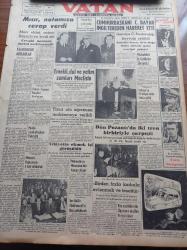 Vatan Gazetesi - 21 Ocak 1954 - Mısır Notamıza Cevap Verdi - Cumhurbaşkanı Celal Bayar İngiltere'den Hareket Etti - Galatasaray Lisesindeki Yirmi Altı Öğretmen Mahkemeye Verildi - Maldiv Cumhurbaşkanı Emin Didi Öldürüldü - Profesör Hıfzı Veldet Velidedeoğlu Çok Karılı Olmanın Kötülüklerini Açıklayan Konuşma Yaptı - Son Halife Abdülmecid'in Naaşı Getirilecek - Köy Enstitüleriyle Öğretmen Okulları Birleştiriliyor - Migros Satış Kamyonu Geldi - Göç Yolları Tıkadı Yazan İlhan Engin Yazı Dizisi - Malatya Kayısı Gecesi - Lawrence Bir Şarlatanmış - Trende Çekilenler Ve Konya Müzesi - 7. Konservatuar Konseri - Cem Kurt Çizen Bedri Koraman - Veba Yazan Albert Camus Yazı Dizisi - Oktay Akbal - Halide Edip Adıvar Sinekli Bakkal'ın Çevrilmesiyle Yakından Alakalanıyor- Emniyet Sandığı - Pan American - Avrupa Kibritleri - Şehir Tiyatrosu