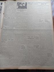 Vatan Gazetesi - 21 Ocak 1954 - Mısır Notamıza Cevap Verdi - Cumhurbaşkanı Celal Bayar İngiltere'den Hareket Etti - Galatasaray Lisesindeki Yirmi Altı Öğretmen Mahkemeye Verildi - Maldiv Cumhurbaşkanı Emin Didi Öldürüldü - Profesör Hıfzı Veldet Velidedeoğlu Çok Karılı Olmanın Kötülüklerini Açıklayan Konuşma Yaptı - Son Halife Abdülmecid'in Naaşı Getirilecek - Köy Enstitüleriyle Öğretmen Okulları Birleştiriliyor - Migros Satış Kamyonu Geldi - Göç Yolları Tıkadı Yazan İlhan Engin Yazı Dizisi - Malatya Kayısı Gecesi - Lawrence Bir Şarlatanmış - Trende Çekilenler Ve Konya Müzesi - 7. Konservatuar Konseri - Cem Kurt Çizen Bedri Koraman - Veba Yazan Albert Camus Yazı Dizisi - Oktay Akbal - Halide Edip Adıvar Sinekli Bakkal'ın Çevrilmesiyle Yakından Alakalanıyor- Emniyet Sandığı - Pan American - Avrupa Kibritleri - Şehir Tiyatrosu