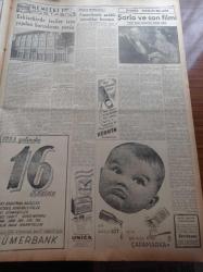 Cumhuriyet Gazetesi - 28 Kasım 1952 - Ahmet Emin Yalman'ı Vuran Hüseyin Üzmez'in İfşaatı - Şerif Dursun - Musa Çakıl - Atina Cumhurbaşkanı Celal Bayar'ı Büyük Tezahüratla Karşıladı - Cumhurbaşkanı Şehre Çiçek Yağmuru Ve Yaşa Sesleri Arasında Girdi - Türk Yunan Dostluğu - Devlet Her Şeyden Üstün - Churchill'in Balkan Planı Ve Türkiye - Akbaba - Vog Kadın Çorabı - Stalin'in Oğlu Kaza Geçirdi Ve Kolu Kesildi - Kore'de Sulh İhtimali Zayıf Görülüyor - Kunuri Savaşı'nın Yıldönümü Kutlandı - Charlie Chaplin'in Son Filmi Limelight - Gripin - Güreş Federasyonu Heyeti İstifa Etti - Bu Hafta Yapılacak Futbol Maçları - Çapamarka - Ericsson Radyoları - Resimli Cumhurbaşkanı Celal Bayar'ın Atina'da Karşılanışı