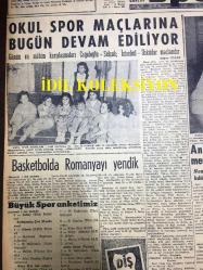 GÜNLÜK SPOR GAZETESİ - 27 KASIM 1957 - FEDERASYON KARMALARI BASKETBOL MAÇINDA ROMANYA'YI 78-69 YENDİK - MİTHATPAŞA STADI İHTİLAFI BÜYÜYOR - LEFTER İYİLEŞTİ - ATAMAN MÜDÜR OLUYOR - 1957 ÇİN ATLETİZMİ - CAROL DAY - LILLE KIR KOŞUSU MİHALİÇ - GÜVENSPOR LİDER OLDU - SUAT MAMAT - SİLAHLI KUVVETLE GÜREŞ ŞAMPİYONASI - OKUL SPOR MAÇLARI - OPON REKLAMI - FAY TEMİZLEYİCİ REKLAMI, NECİP AKAR - YAPI VE KREDİ BANKASI REKLAMI - ANTRENÖR JİRİ KORBLE