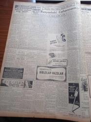 Cumhuriyet Gazetesi - 5  Aralık 1952 - İngiltere Savunma Programını Kısıyor - Adalet Bakanı Osman Şevki Çiçekdağ'ın Malatya Hadisesine Dair Beyanatı - İrtica Meydan Okuyor - Cihad Gazetesi Sahibi Tevfik Kurt - Boğaz Kıyılarında İnşaat Yapılmayacak -  Cumhurbaşkanı Celal Bayar Topkapı Müzesini Gezerken - Kastamonu Cinayeti - Eski Muharibler Federasyonunun Yıllık Kongresi - Malatya Hadisesi Sebebiyle Aramalar - Cevad Rifat Atılhan - Hakkı Sadık Acarlı - Milli Takım Kalecisi Turgay Şeren'in Lisansı İptal Edildi- Büyük Doğucular - Süper Mürşid Necip Fazıl Kısakürek'e Ait Bir İhbar- Kraliçe Elizabeth'e Hediye Edilecek 770 Karatlık Elmas - Galatasaraylı Reha Nişanlandı - Ses Sanatkarı Saime Sinan- Krem Pertev - Gripin - Arı Bisküvileri - Komünizm İslamiyetin Düşmanıdır - Borsa - PYE Radyo - Imperial Radyo - Radyolin Diş Macunu