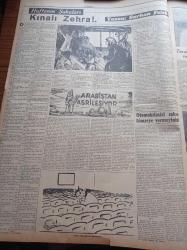 Cumhuriyet  Pazar Gazetesi - 21 Aralık 1952 - Hadiselerden İlhamlar Bir Kan Davası - Kat Mülkiyeti Ve Faydaları İle Mazhurları - Şehirden Röportajlar - İstanbul Oyuncak Tufanı Altında - Haftanın Şakaları Kınalı Zehra Yazan Burhan Felek Settar Körmükçü Lüküs Hayat Filminde Sezer Sezinle - Münevver Coşkunla Mahir Özerdem Deli Filminde - En Kuvvetli Dram Yıldızı Julia Adams - Ann Sheridan Kırkına Bastı - 1953 Yılbaşı Hazırlıkları - Kadın Ev Moda - Kadın Katiller 3 Yazı Dizisi - Feyyaz Tokar - Nezleye Çare Bulmak İçin Yeni Denemelere Girişiliyor - Habeş Güzeli Prenses Desta - Gisele Pascal Ve Uğruna Tahtını Feda Edecek Olan Prens Rainieri