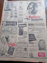Cumhuriyet Gazetesi - 28 Haziran 1954 - Dış Ticaret Rejimi Etrafında Tetkikler - Büyük Kaybımız Yunus Nadi'nin 9. Yıldönümü - Dün Macaristan Brezilyayı Almanya Da Yugoslavya'yı Yendiler - Seçim Kanununda Değişiklik - Dün Florya Plajlarına 150.000 Kişi Gitti - Şeker İstihsaline 22 Temmuzda Başlanıyor - Bedri Rahmi Eyüboğlu Pazartesi Konuşmaları - Muhtemel Atom Harbine Karşı Tedbirler - Selanik Bankası - İstanbul Camileri Yazı Dizisi - Gül Kupası Atletizm Müsabakaları - Resimli Romanımız Ecel Gemisi - Bu Günün En Meşhur Kadın Casusları Yazı Dizisi - Macar Futbol Yıldızı Brezilyalı Bauer'i Şişe İle Yaraladı - Güneş Tutulması Filme Alınacak - Sanatçı Nevin Aypar Puro Tuvalet Sabunları Kullanıyorum Diyor - Pond's Kremleri - Pan American - Turyağ Nebati Mutbak Yağı - Vita Mutbak Margarini - Buffalo Kamyon Ve Otomobil Lastikleri - Fazıl Çil İlacı