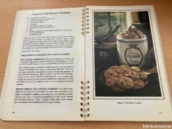 TOLL HOUSE HERİTAGE COOKBOOK : A COLLECTİON OF FAVORİTE DESSERT RECİPES - NESTLE - A RUTLEDGE BOOK - İNGİLİZCE KİTAP (TOLL HOUSE MİRAS YEMEK KİTABI: EN SEVİLEN TATLI TARİFLERİNDEN BİR KOLEKSİYON)