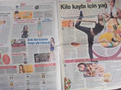 Habertürk Günlük Magazin Gazetesi - 14 Mayıs 2010 - Brooklyn Decker - Yasemin Kozanoğlu - Miranda Kerr - Göğsü Kıllı Erkekleri Severim - Bir Yıl İçinde Hamile Kalması Şart - Deniz Seki - Dostluk ve Aşk Kazandı - Nihat Alptuğ Altınkaya - Deniz Çakır - Beren Saat - Murat Tokat - Bekir Aksoy - Ferah Tümer - Harvey Nichols - Hasret Giderdiler - Kim Kardashian - Ayşe Ege - Ece Ege - Serkan Yazıcı - Merve Sevi - Zülfü Livanelli - Neslişah Aksoy - Ece Doğulu - Burcu Esmersoy - Nilay Örnek - Kaportacıdan Şarkıcı Olursa Albüm Satmaz - Nil Karaibrahimgil - Mükemmel Çift Yurtdışı Yolcusu - Tardu Flordun - Burak Hakkı - Mahallede Şenlik - İstanbul Sekizinci Tepesine Kavuştu - Sibel Yolak - Derinizdeki Portakalı Yaz Gelmeden Soyun - Ayşem Kalyoncu - Kakaolu Ballı Karışımla Bronzlaşın - Bir Efsanenin Doğuşu - Ridley Scott - Hayat Bir Takım Oyunudur - Kitap Gibi Adam - David Beckham - Brooklyn Decker fotoğraf ve haberi - Tam Takım Gazete