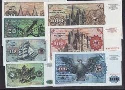 ALMANYA 1980 YILI 7 ADET LOT  ÖZEL BİR FİRMA TARAFINDAN YAPILMIŞ (KUŞE KAĞIT) 5 -10-20-50-100-500-1000 MARK GÜZEL BİR BASKI - ORJİNAL PARA DEĞİLDİR (D-63)