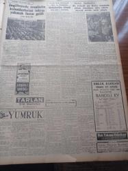 Cumhuriyet Gazetesi - 1 Ağustos 1954 - Kurultaydan Sonra CHP İçinde İç Mücadele Arttı - Devlet Vekili Doktor Mükerrem Sarol - Radyoların Çalışma Saatleri - Müslüman Olan Bir Ermeni Delikanlısı Gülhane Parkında Sünnet Edildi - İstanbul'da Kurulacak Manifaturacılar Sitesi - Milli Oyunlar Müsabakası Bütün Yurtta Büyük Alaka Topladı - Amerikan Hava Filosu Dün Geldi - Balkan Askeri İttifakı - Hasan Ali Yücel Köşe Yazısı - Kıbrıs'ta Türklerin Bugünkü Mitingi - Muhtar Seçimleri 7 Kasım'da Yapılacak - Abdülazizin Ölümü - Transfer Ayı Dün Nihayete Erdi - Safiye Ayla - Belkis Öziner - Film Yıldızı Ayfer Feray Puro Tuvalet Sabunları Kullanıyorum Diyor - Hamiyet Yüceses - Perihan Sözer - Münir Nurettin Selçuk- Lütfü Güneri Gecesi
