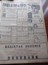 Cumhuriyet Gazetesi - 1 Ağustos 1954 - Kurultaydan Sonra CHP İçinde İç Mücadele Arttı - Devlet Vekili Doktor Mükerrem Sarol - Radyoların Çalışma Saatleri - Müslüman Olan Bir Ermeni Delikanlısı Gülhane Parkında Sünnet Edildi - İstanbul'da Kurulacak Manifaturacılar Sitesi - Milli Oyunlar Müsabakası Bütün Yurtta Büyük Alaka Topladı - Amerikan Hava Filosu Dün Geldi - Balkan Askeri İttifakı - Hasan Ali Yücel Köşe Yazısı - Kıbrıs'ta Türklerin Bugünkü Mitingi - Muhtar Seçimleri 7 Kasım'da Yapılacak - Abdülazizin Ölümü - Transfer Ayı Dün Nihayete Erdi - Safiye Ayla - Belkis Öziner - Film Yıldızı Ayfer Feray Puro Tuvalet Sabunları Kullanıyorum Diyor - Hamiyet Yüceses - Perihan Sözer - Münir Nurettin Selçuk- Lütfü Güneri Gecesi