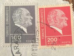 Mektup Zarfından Kesilmiş  / Postadan Geçmiş İkili Pul Filateli - 1976 Damgalı - ATATÜRK, 100 KURUŞ /  ATATÜRK, 200 KURUŞ - Türkiye Cumhuriyeti