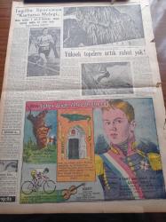 Cumhuriyet Pazar Gazetesi - 20 Haziran 1954 - Dünya Mizahından Seçme Hikayeler Altın Sesli Kız - Haftanın Ansiklopedisi Tepkililer - Küçük Kral Çizen O. Soglow - Fuad Duyar - Haftanın Şakaları Yazan Burhan Felek - Zihin Sporları - Eğlencelik - Leslie Caron'a Benziyor Ve O Değerli Bir Balerin Saruhan Şardağ -  Zeki Müren Belgin Doruk'la Son Beste İsimli Bir Film Çeviriyor - Margaret Lockvood Türk Filmlerini Merak Ediyor - Ginger Rogers'le Kocasının Macerası - Ev Kadın Moda - Medeniyetin Diş Belası - İngiliz Sporunun Kurtarıcı Meleği Diana Leather - Yüksek Tepelere Artık Rahat Yok - 4 Saat Süren Çocuk Kral Fransız Kralı 4. Henry