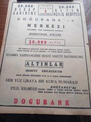 Cumhuriyet Gazetesi - 27 Ağustos 1954 -Esad Tekeli-Bafra’da hamile kadını kazma ile öldüren Genç karakol önünde öldürüldü- Celal Bayar Yarın Yugoslavya'ya Gidiyor - Kıbrıs Davası - İş Bankasının 30. Kuruluş Yıldönümü - Aydın'ın En İyi Zeybek Oyuncusu Seçilen İbrahim Serin - Eskişehir'deki Feci Uçak Kazasında 9 Kişi Öldü - Avrupa Kürek Ve Atletizm Şampiyonası - Büyük Taarruzun Yıldönümü - Mürefte Tabii Gazları - Brezilya'da Kızıllarla Mücadele Şiddetlendi - Muammer Karaca Cibali Karakolu Tiyatrosu - Millî Maçta İsveç İzlanda'yı Yendi - Radyo - Bulmaca - Plak - Bob Crosby - Haberci Walter Winchell - Cevdet Çağla - Gripin - Malazgirt Savaşı - Hindistan'da Kolera - Sabite Tur Gülerman Beyaz Parkta - Roja Briyantini - Fosfatin Falyer Çocuk Maması - Açıkhava Tiyatrosunda Büyük Müsamere - Vasfi Rıza Zobu - Bengali Sirki - Baysal Çiçek Mağazası - Doğubank - Fransa Ve Avrupa Ordusu