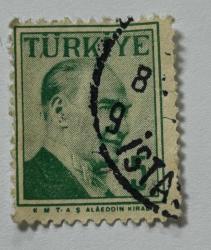 Mektup Zarfından Kesilmiş  / Postadan Geçmiş Pul Filateli - İstanbul Damgalı - ATATÜRK - 5 PARA - Türkiye Cumhuriyeti