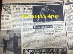 GÜNLÜK SPOR GAZETESİ - 30 ARALIK 1957 - FENERBAHÇE, BEŞİKTAŞ OFSAYTTAN BİRER GOLLE 1-1 BERABERE KALDILAR - ATİLLA KARSAN - YILIN 5 SPORCUSU, LEFTER, METİN OKTAY, TURGAY ŞEREN - TARHAN KUPASINI FENERBAHÇE KAZANDI - VOLEYBOL LİG MAÇLARI - 1957 GOL KRALLIĞI, METİN OKTAY -YAPI VE KREDİ BANKASI, 20 APARTMAN DAİRESİ TALİHLİLERİ - 3,5 YÜREKLİ ŞERİF CONES - HENRİCOS SİLVANIN GOLLERİ - YEDİ SAAT SÜREN DÜNYANIN EN UZUN BOKS MAÇI - KRİSTAL DROPS - ADALETSPOR 2 - 0 HACETTEPE - KOŞALAY KUPASI - ATATÜRK KIR KOŞUSUNDA BİR HADİSE - KÜLTÜRSPOR MANİSA'DA GALİP - AMATÖR KÜMELER